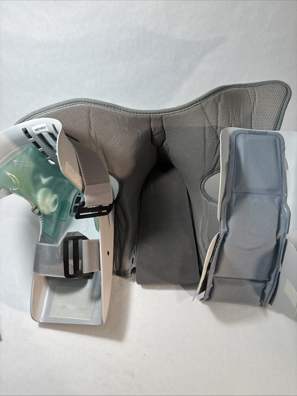 Aircast SP Walker Medium 01A-M Short Pneumatic Ankle Brace Gray