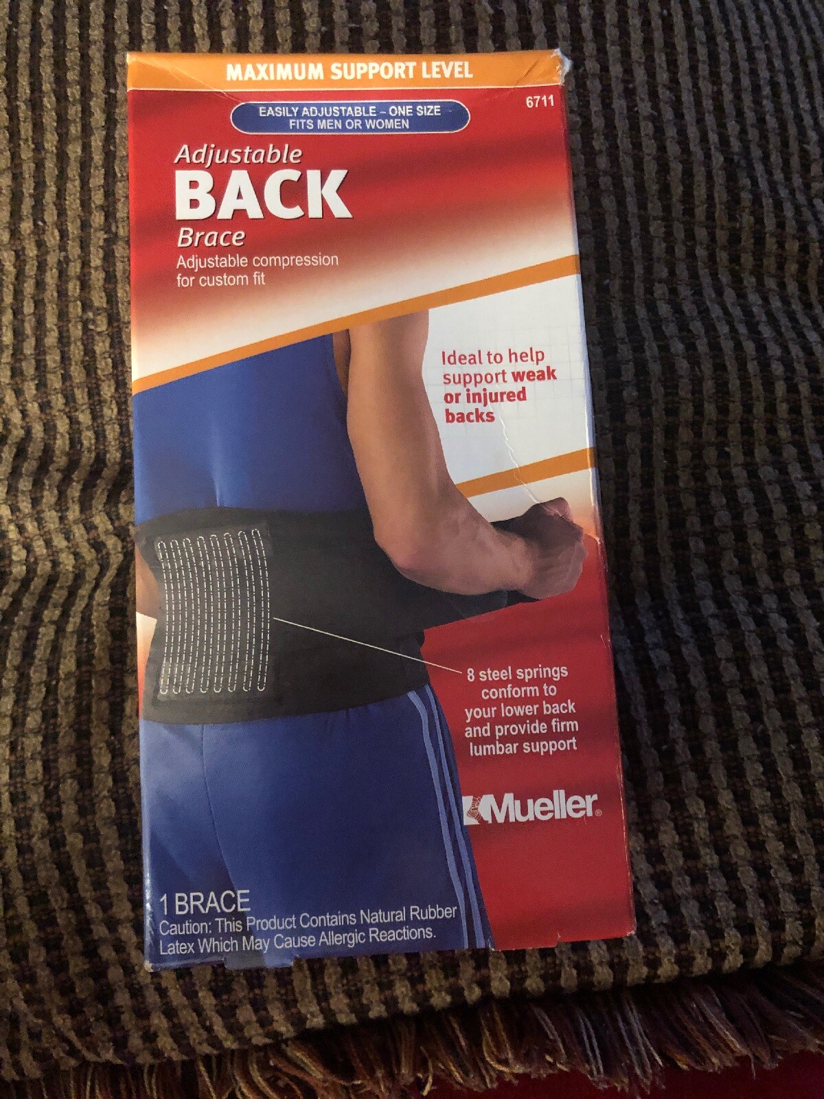 Mueller 6711 Adjustable Back Brace, Black, One Size