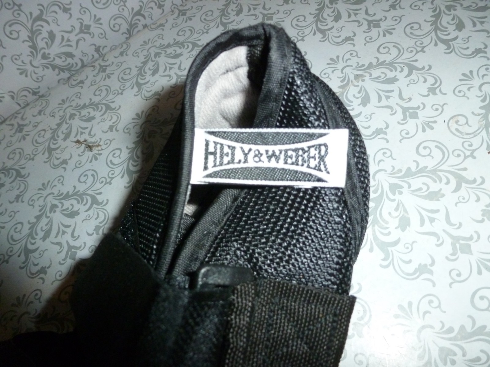 HELY & WEBER WOMEN’S SIZE XS ORTHAPEDIC WEDGE SHOE