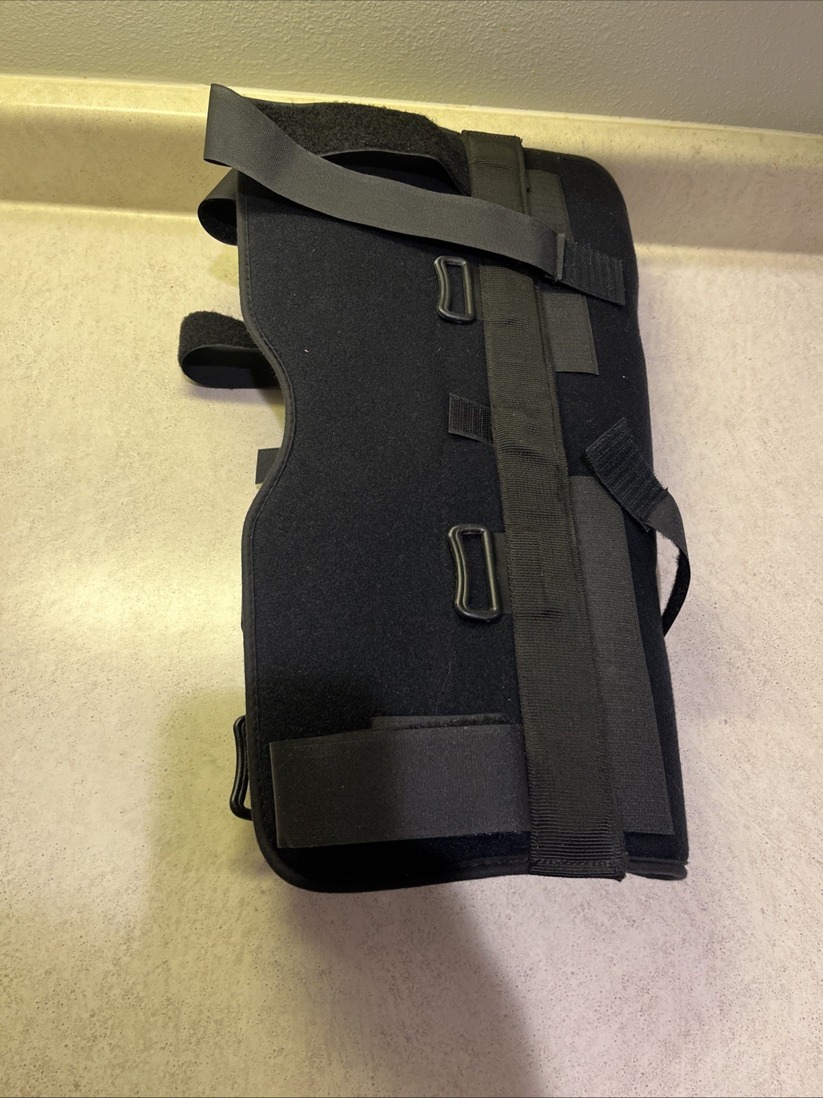 Breg Post OP Recover Knee Brace – 18” Adjustable, Flexion Extension Controls