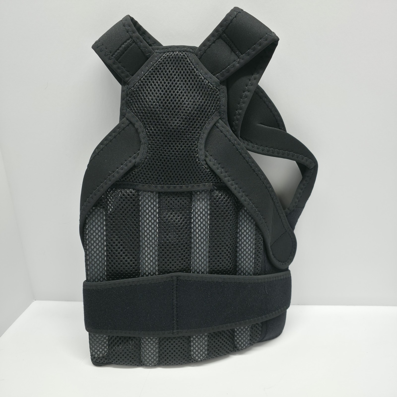 Larotsuba Posture Corrector-Black-Small-Shoulder/Back-Easy On/Off