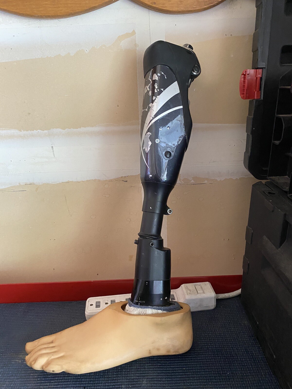 Endolite Blatchford Linx Microprocessor Prosthetic Knee & Foot. Just Serviced!