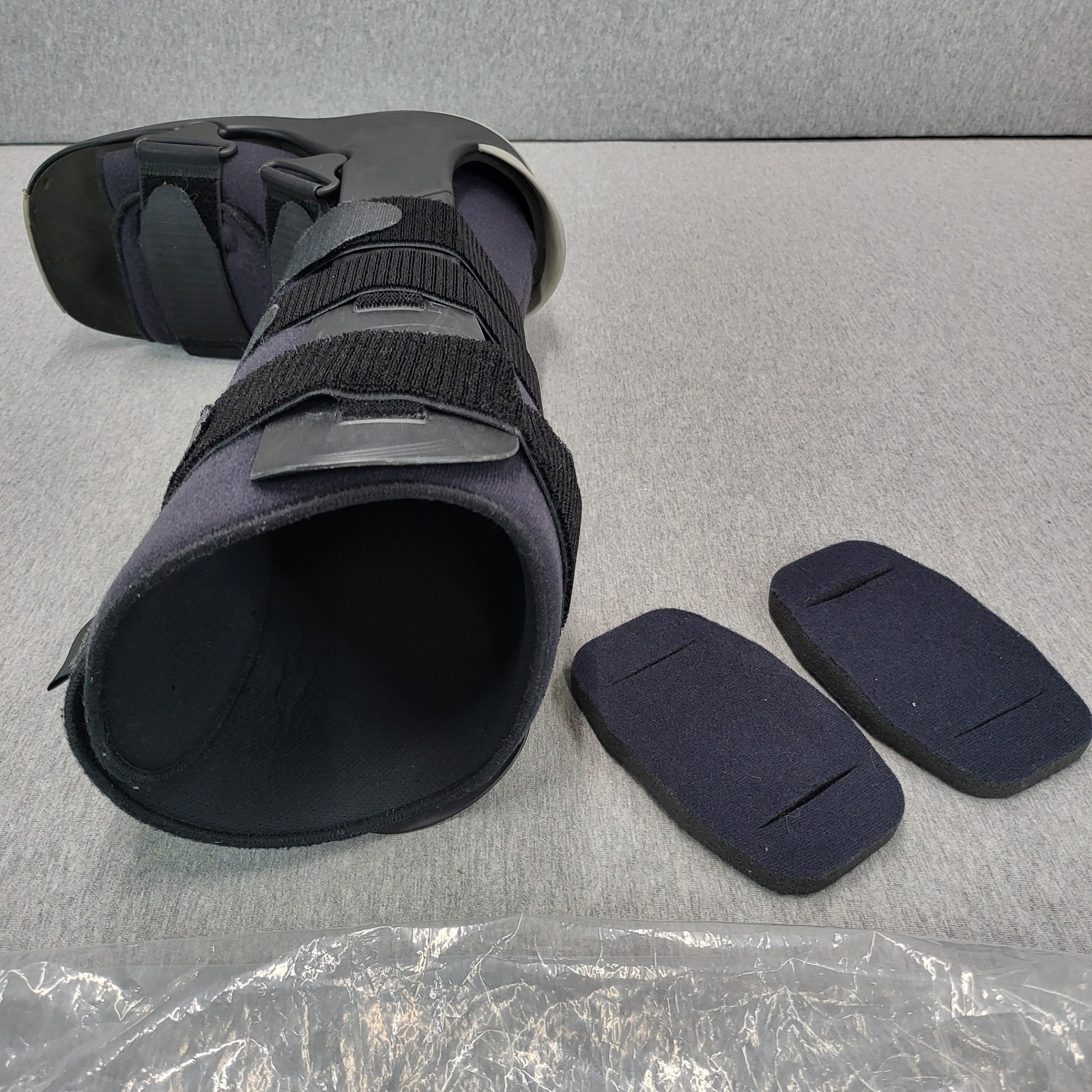 Ovation Medical Standard Tall Walker Boot Size Medium Basic Brace