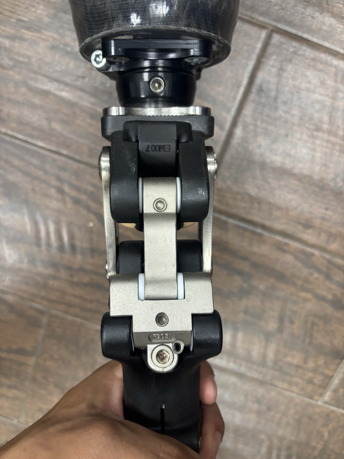 HY-Stan prostetic left leg carbon fiber