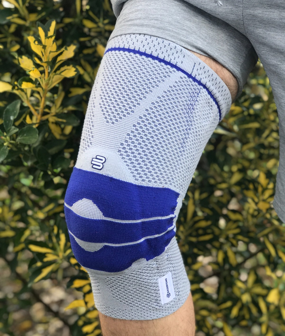 Bauerfeind GenuTrain Size 4 Knee Joint Brace Patella Support Meniscus ACL Sleeve