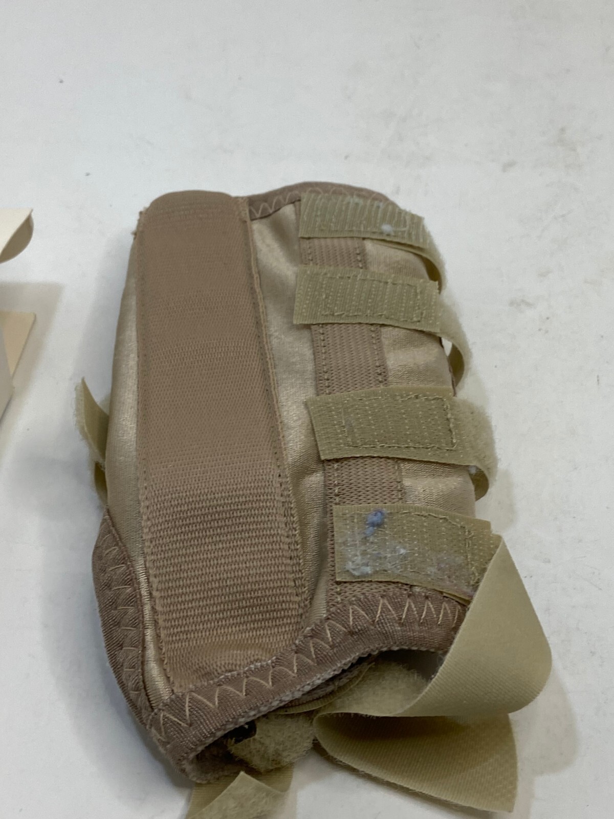 🐞 FLA Soft Form Elegant Wrist Support Beige Right Hand Small EUC – A2