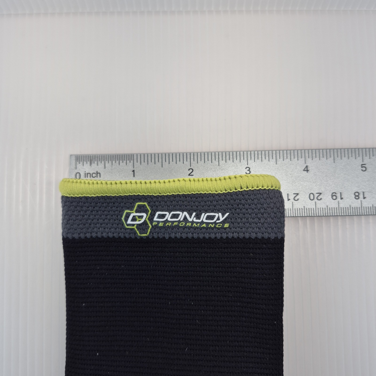 DonJoy Performance Ankle 4 Way Stretch Sleeve Stabilizer Size S New