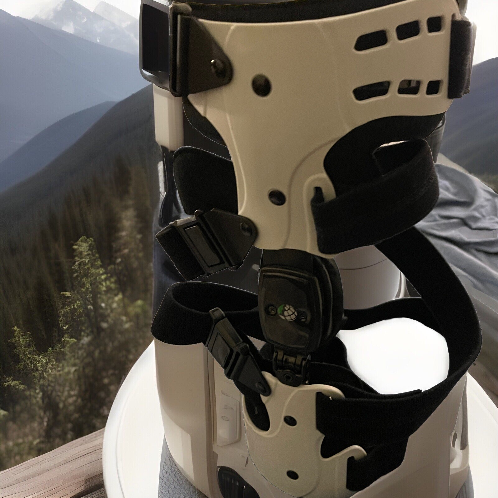 Cobra Unloader OA Knee Brace Medial Right Knee Osteoarthritis Pain