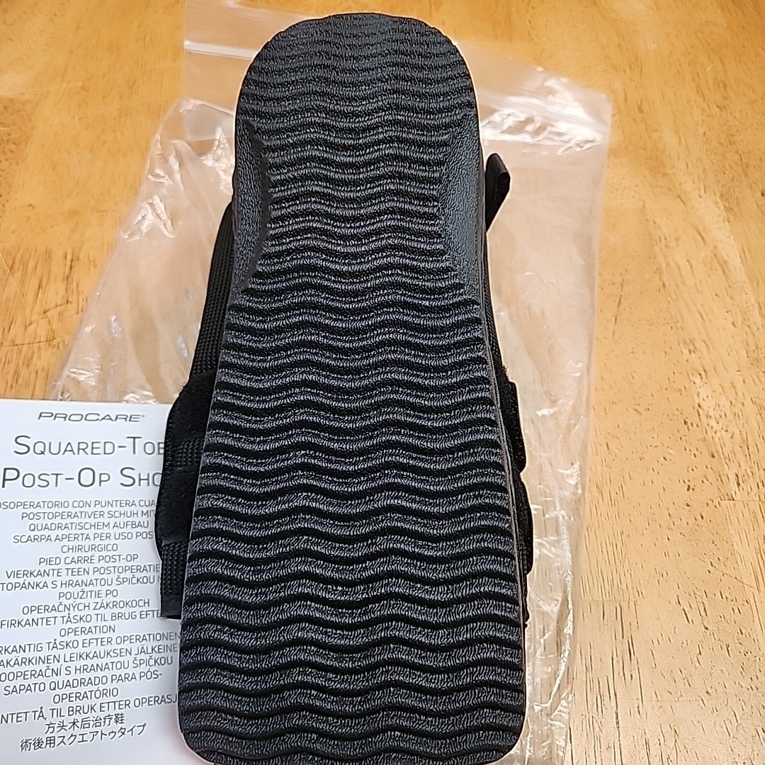 ProCare Squared Toe Post-Op Shoe Size: Small ( Wear on the left or right )