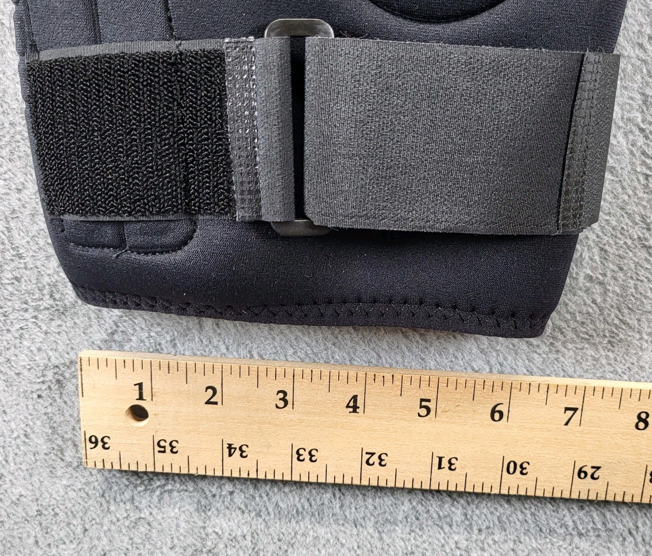 Unisex Black Knee Guard Support Brace Stabilizer w Hook & Loop Straps Unbranded