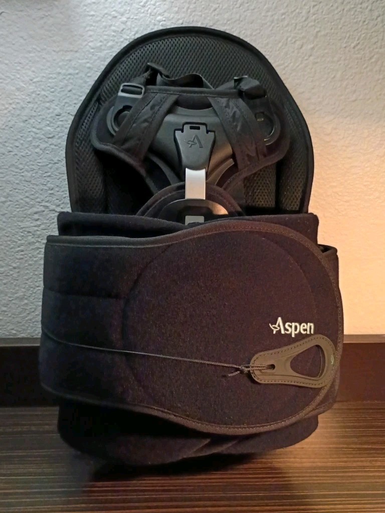 Aspen Acute Back Brace – Adjustable – One Size – Black “NICE CONDITION”.