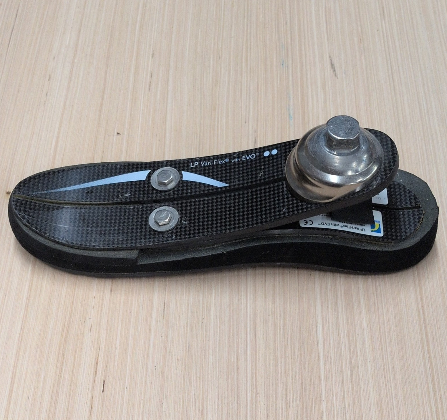 Össur LP Vari-Flex with EVO Carbon Fiber Prosthetic Foot Size 27 Category 3