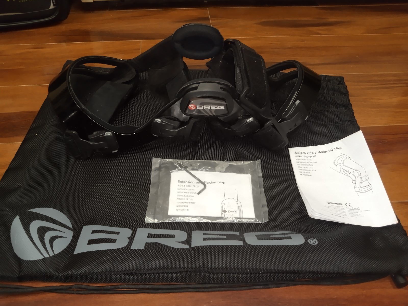 Breg Axiom Elite Knee Brace Right Knee Medium