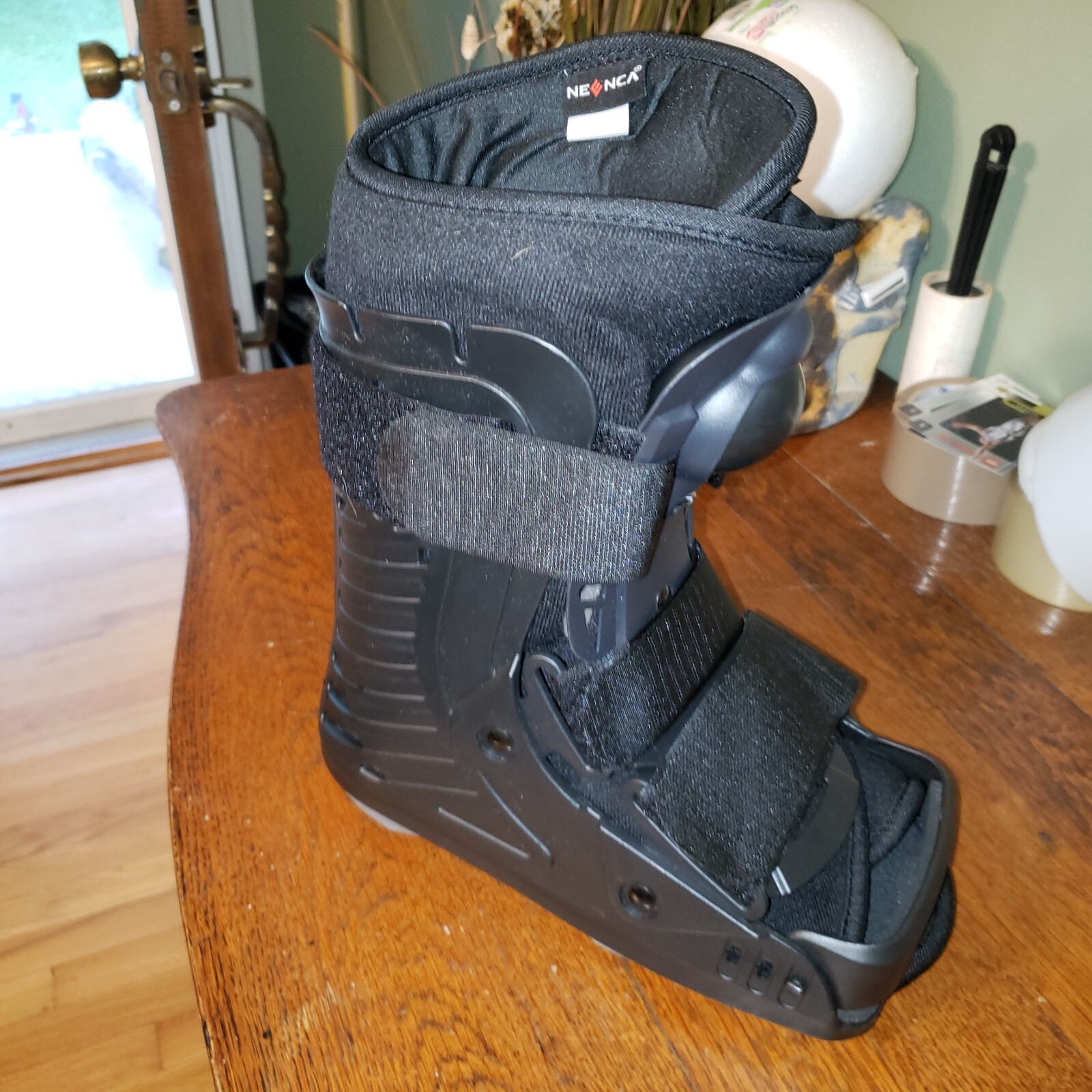 NEENCA Inflatable Walker Boot Foot Ankle External Brace Size Small NEW
