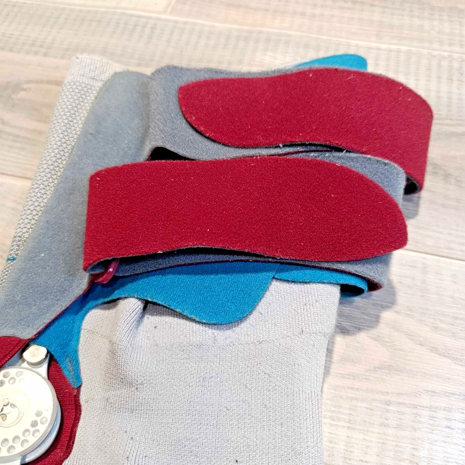 Gr. 5 Left Bauerfeind SofTec® Genu Advanced Knee Joint Brace Patella Support