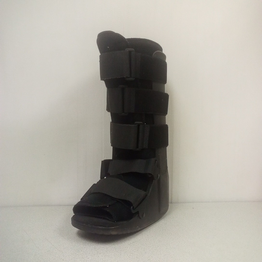 Walking Cast, Boot Brace, Sz M 15″ tall x 11″ foot length