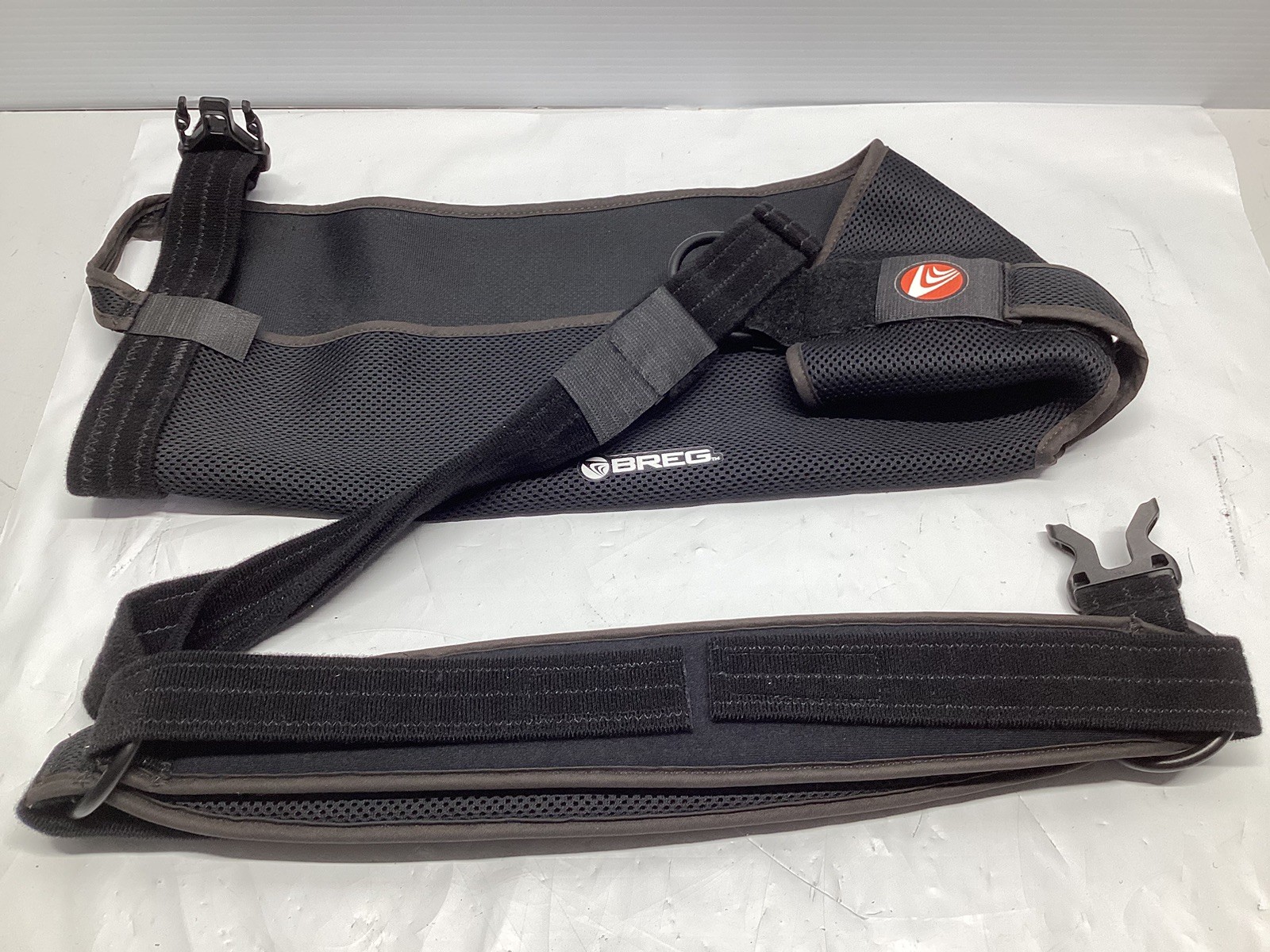 Breg Arm & Shoulder Brace SlingShot 2 Black 18 inches New