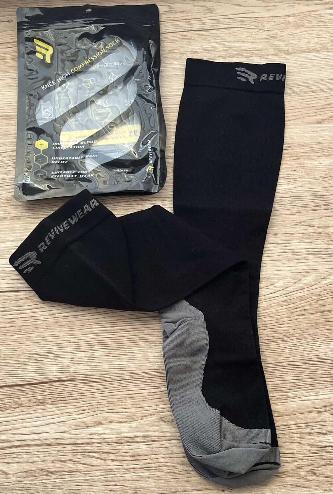 Revivewear Knee High Compression Socks for Men & Women Black (with Gray) Sz XL