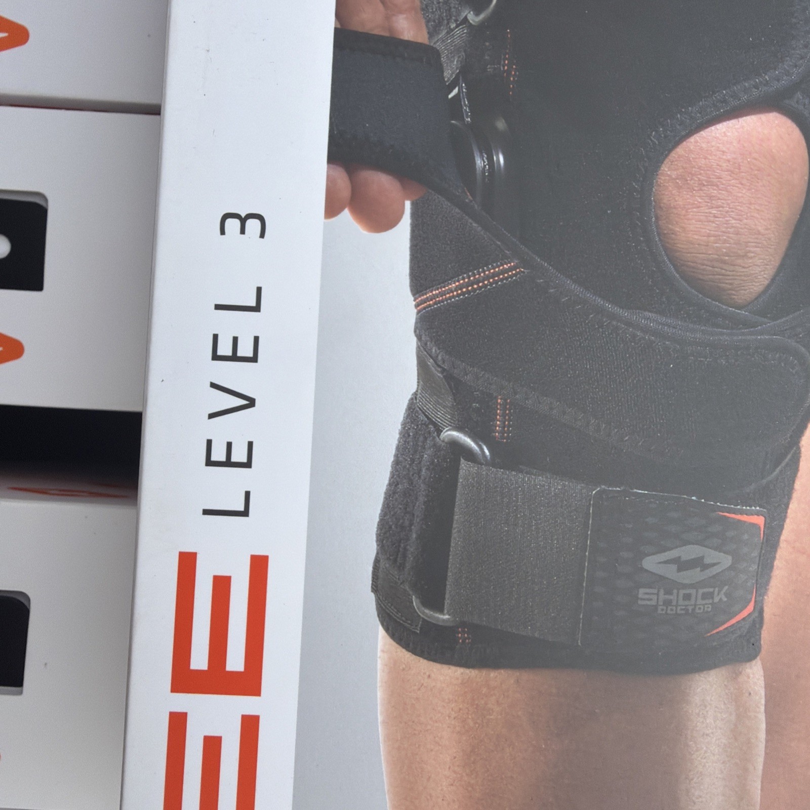 Shock Doctor Level 3, Dual Wrap Knee Brace with Hinges, size small 12-13.5