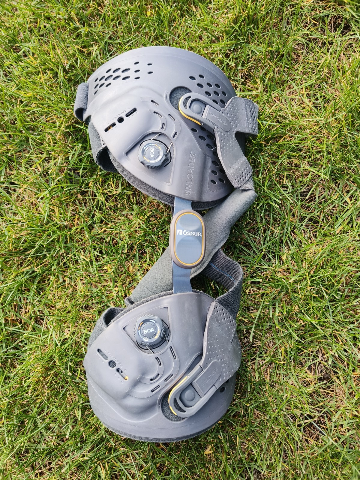 Ossur Unloader One X Knee Brace Left Leg – Size M – Excellent Condition