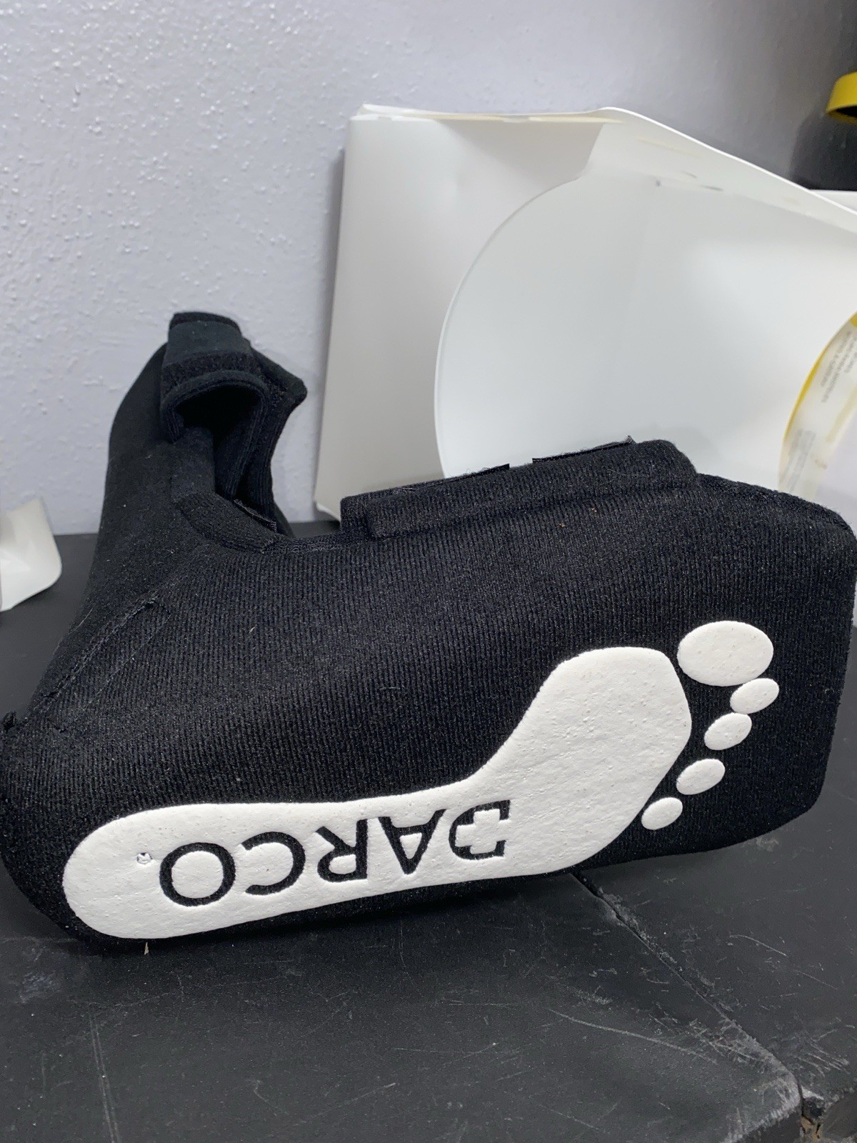 DARCO Orthopedic Walking Boot Foot & Ankle Brace Left Size L Black/White