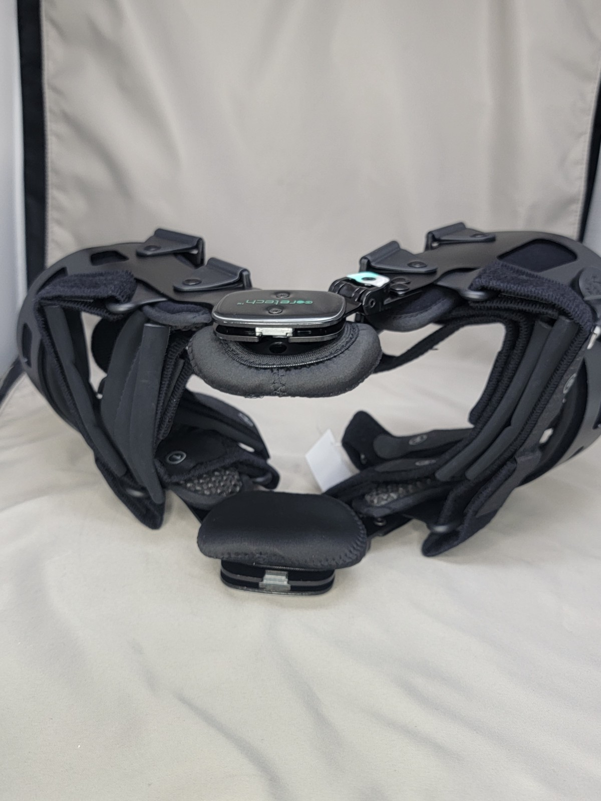 Coretech 845 OA Knee Brace Right for Stabilization Black SUP2079BLKRL New