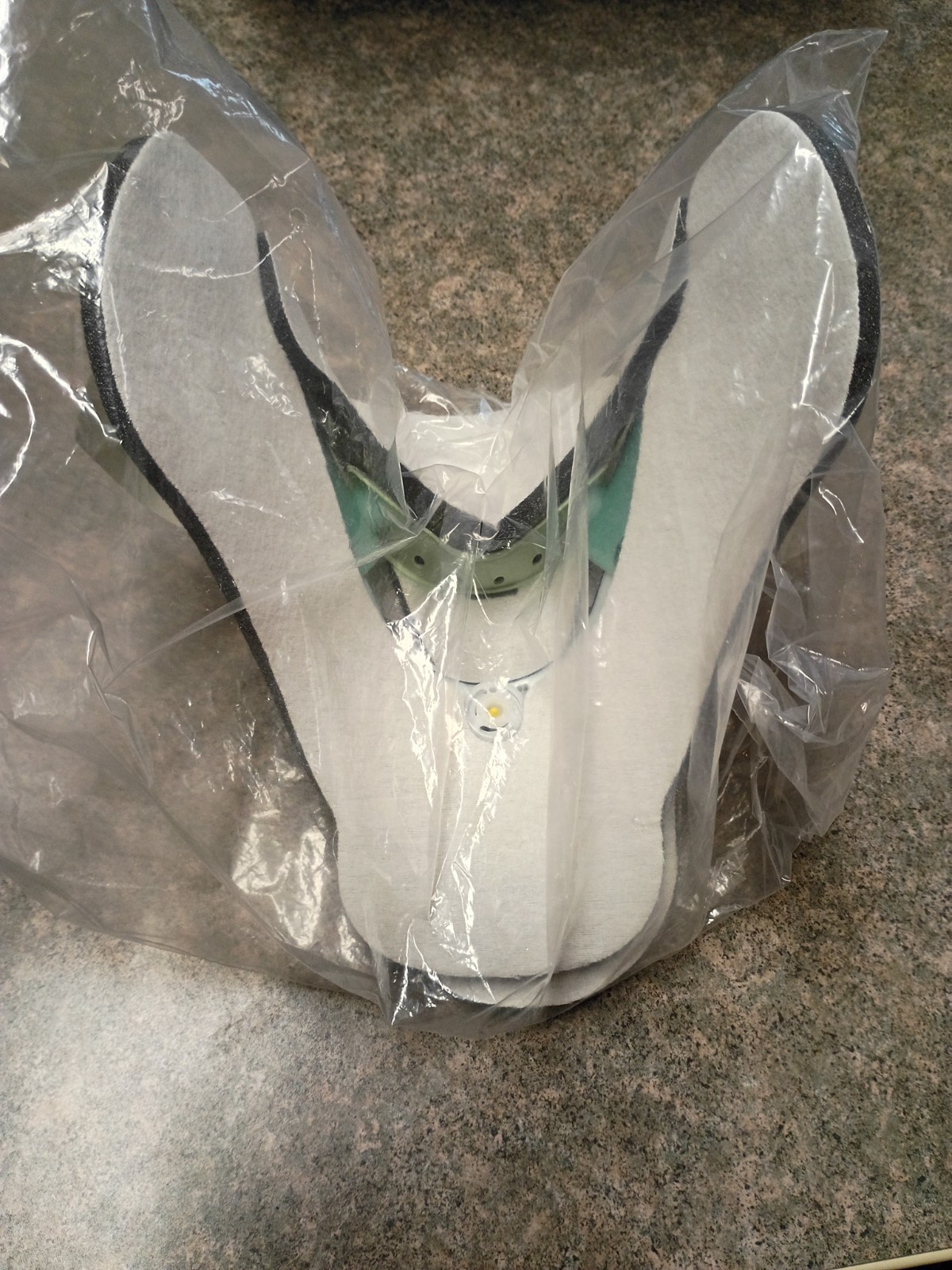 Aspen Vista TX Cervical Collar 984100 Brand New Sealed