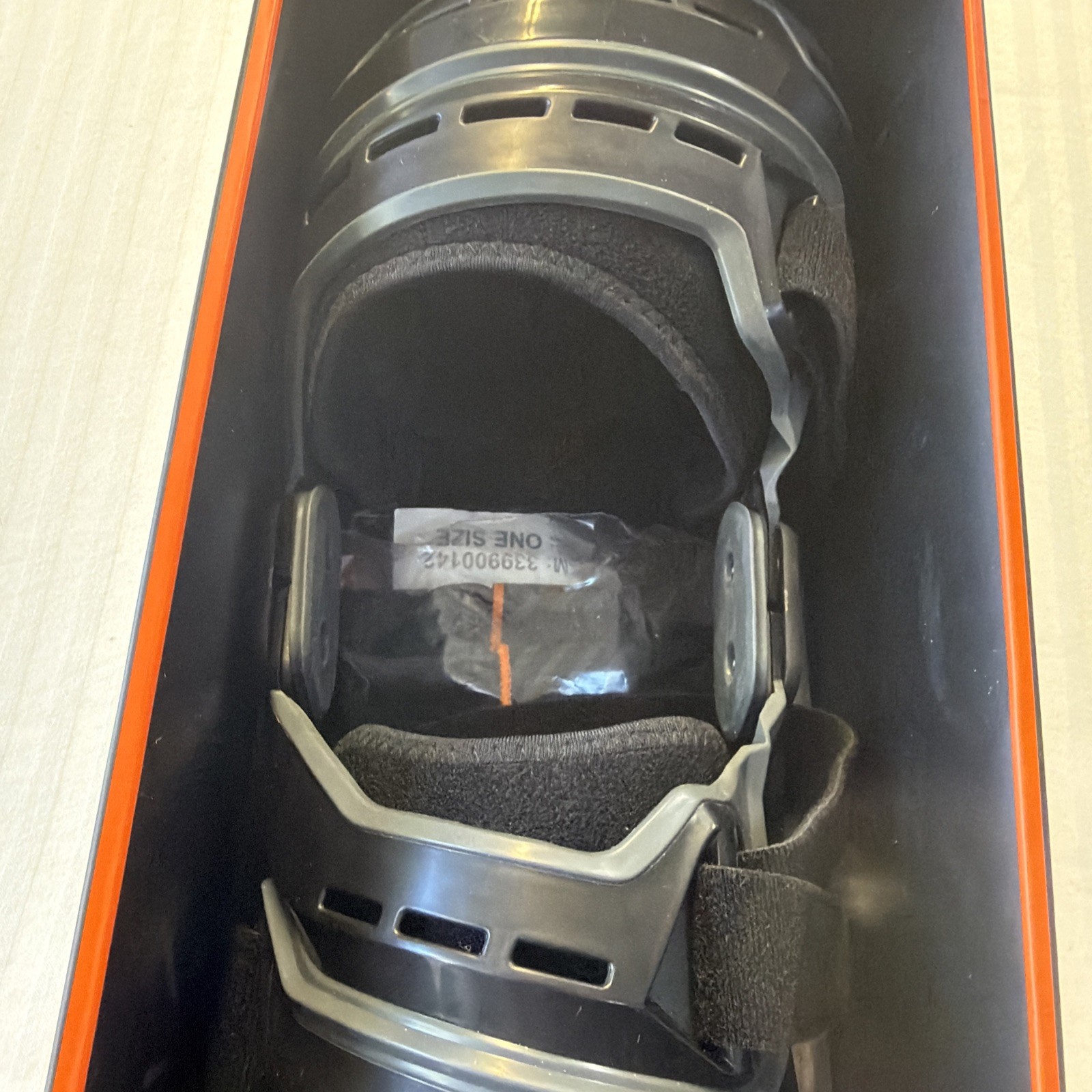 Shock Doctor Bio-Logix Knee Brace Size M Left Knee. 2090 Performance Level 3+
