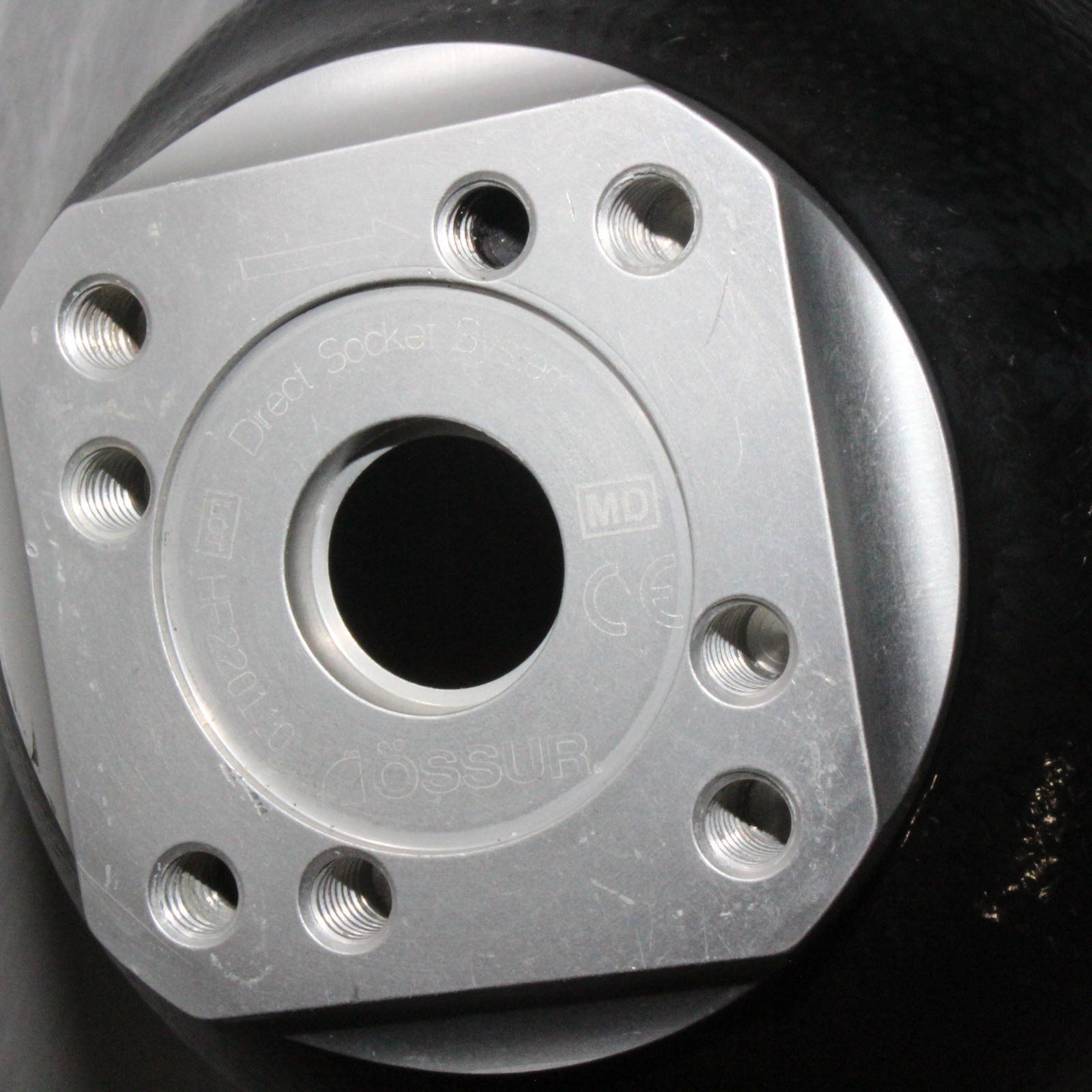 BELOW-KNEE PROSTHETIC CALF SOCKET w/ OSSUR DIRECT SOCKET SYSTEM 9.5″x 10.8″ x 5″