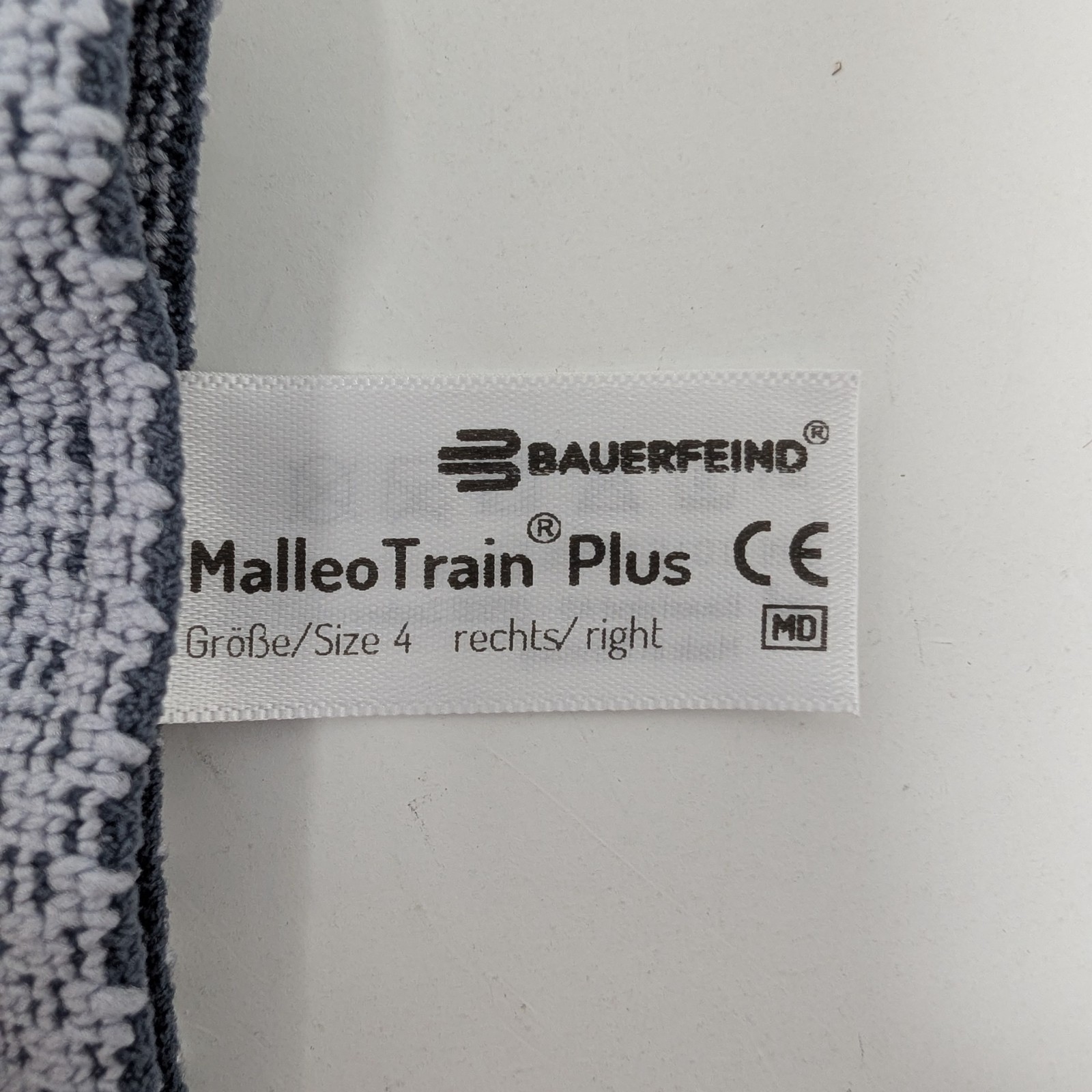 Bauerfeind MalleoTrain Plus Ankle Support Brace Right Foot Size 4 – Titanium