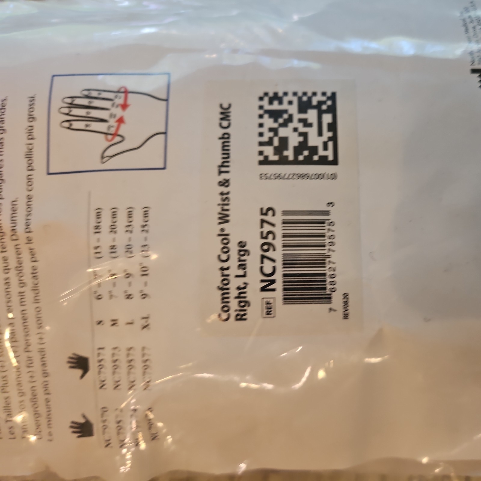 Comfort Cool Wrist/Thumb CMC Restriction Splint Black,Right, Large NC79575