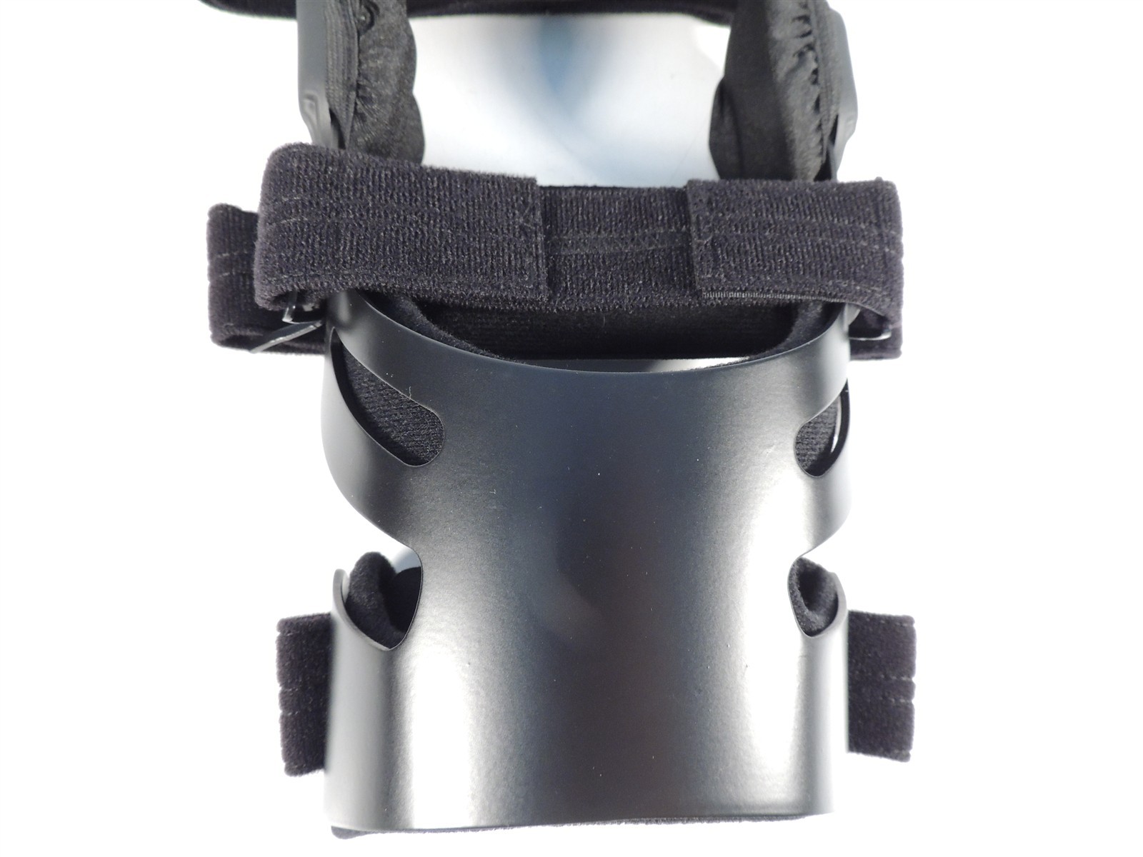 Advanced Ortho Hinged ROM Sports Knee Brace for ACL Large Right 847-R New