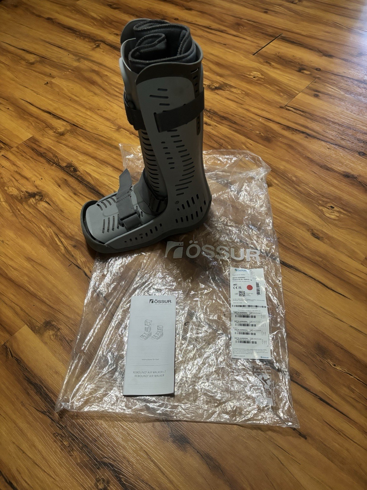 Ossur Rebound Air Walker Boot Low Top Size L w/ Air Pump & Rocker Bottom