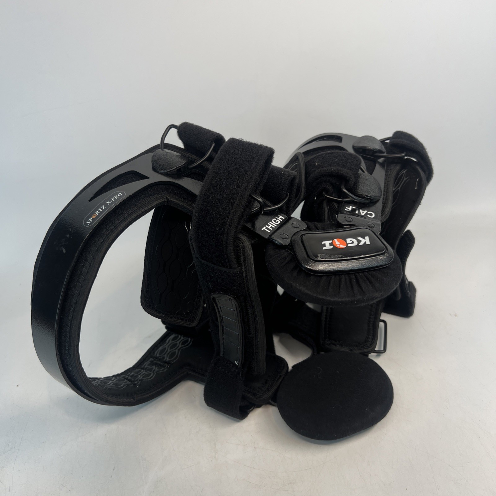 KGOI Sportz X-Pro Knee Brace for Men & Women Knee Support Size 21 Black