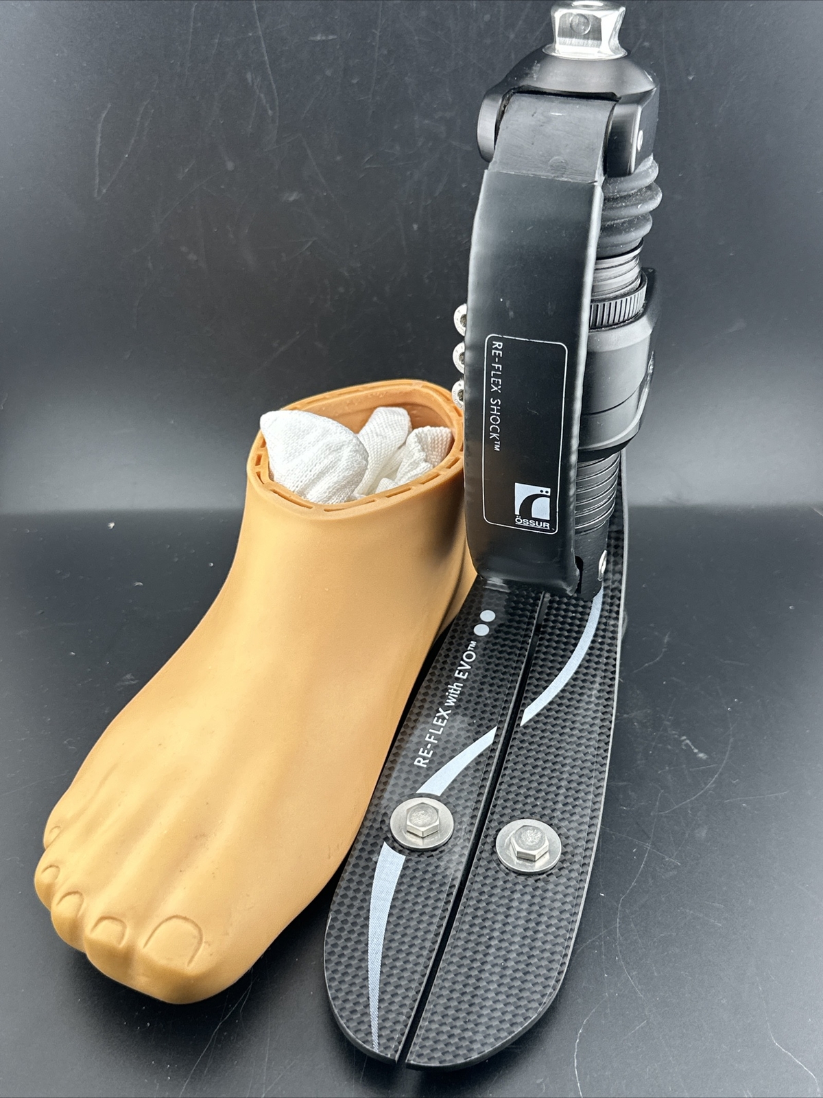 ossur reflex Re-flex Shock prosthetic foot. size 25. category 1. prosthetic leg