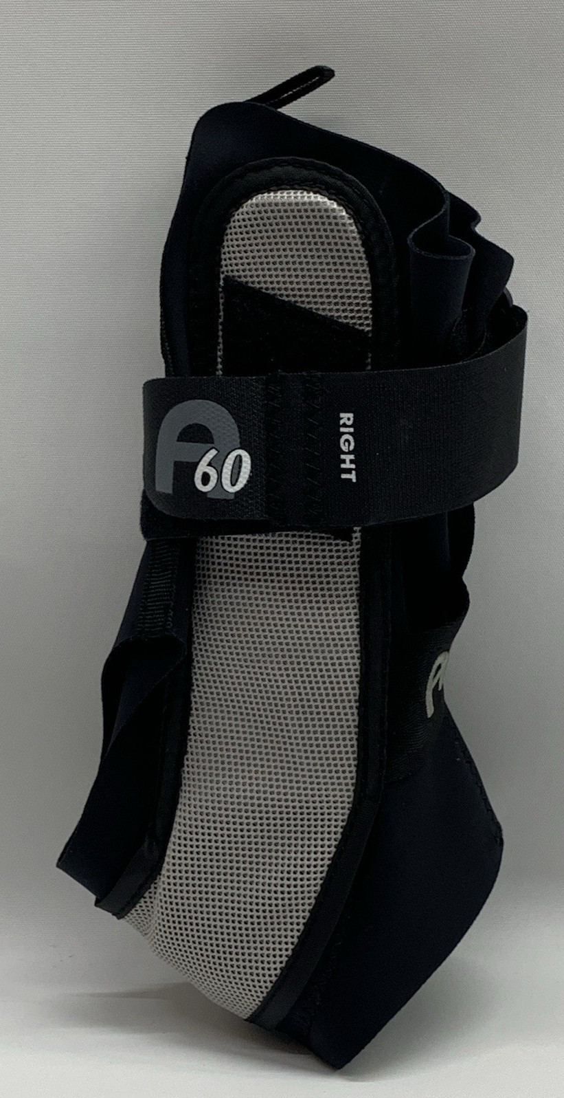 AIRCAST A60 Ankle Support for Sprained Ankles & Injury Protection Waterproof Med