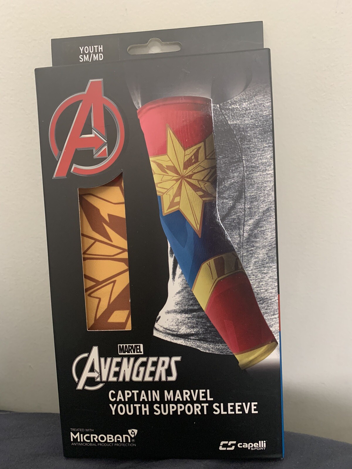 NEW Marvel Avengers Captain Marvel Youth Support Sleeve SM/MED
