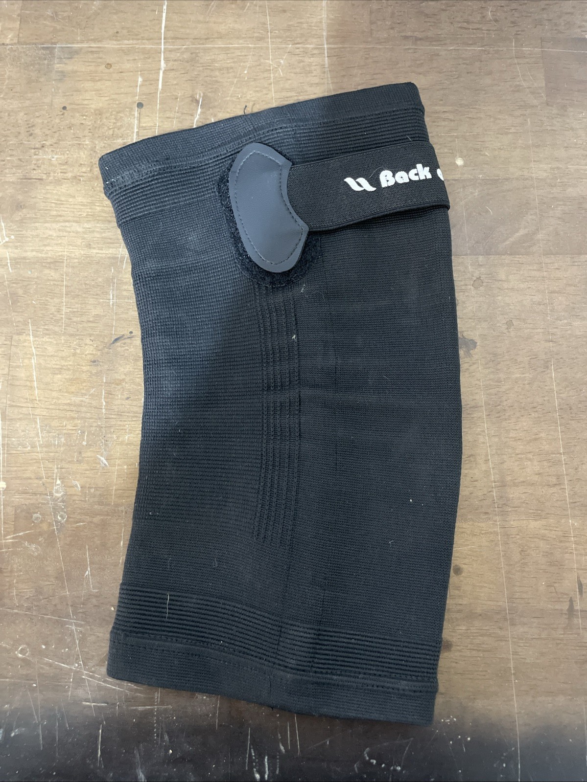 Back on Track Unisex Therapeutic Compression Knee Support Brace w/Strap, Large