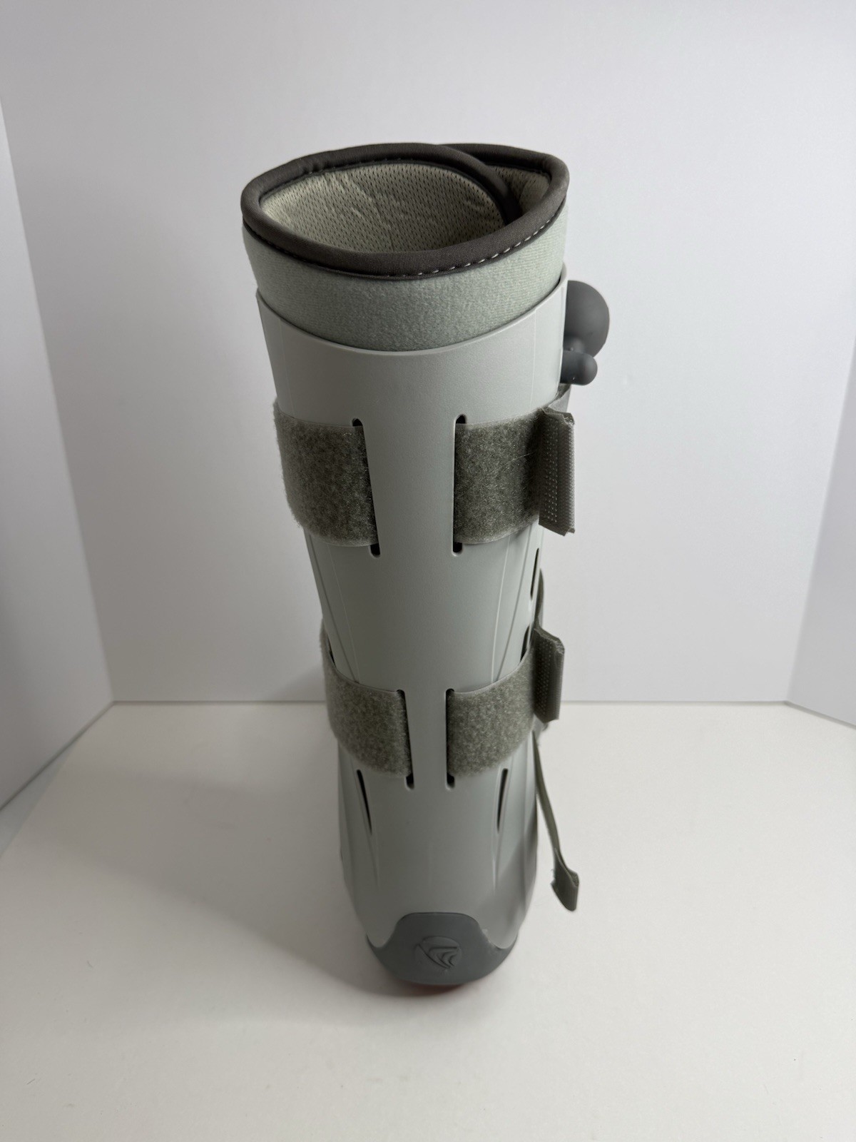 Breg Genesis Walker Boot Medium BL525005 Mid-Calf Orthopedic Medical Cam Shoe