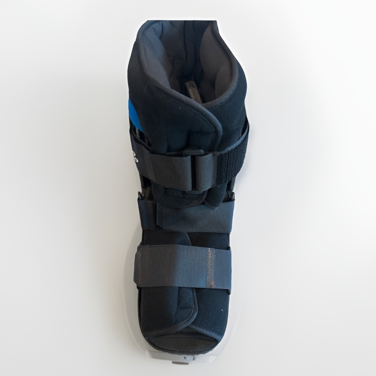 United Ortho USA14115 Short Air Cam Walker Fracture Boot, Medium, Black