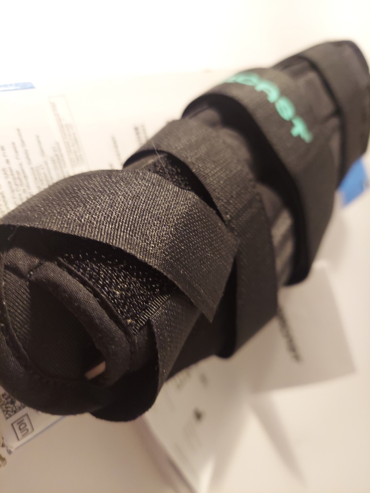 AIRCAST A2 WRIST SUPPORT BRACE WITH THUMB SPICA right HAND SMALL S open box