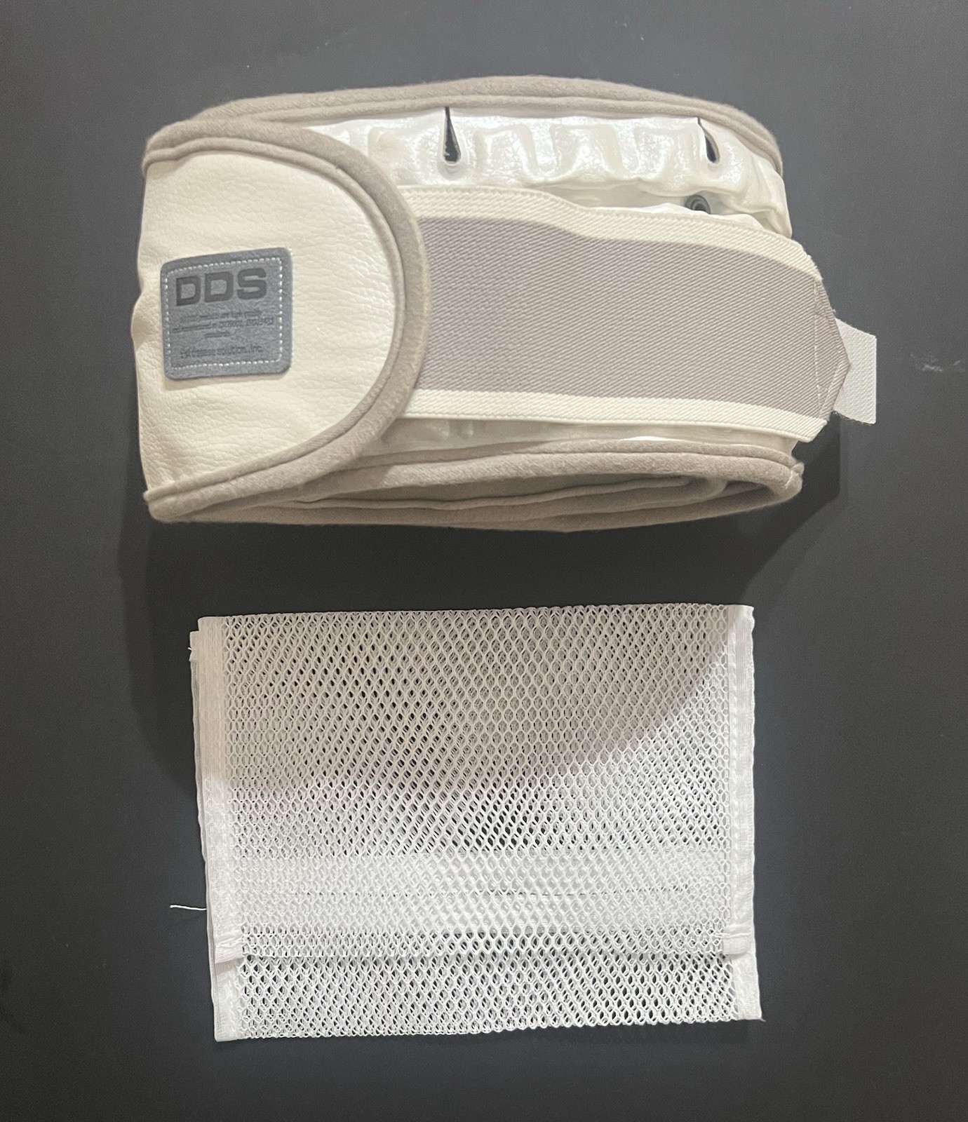 DDS, Inc. 300 Back Decompression Belt Pneumatic Lumbar Decompression Belt (M)