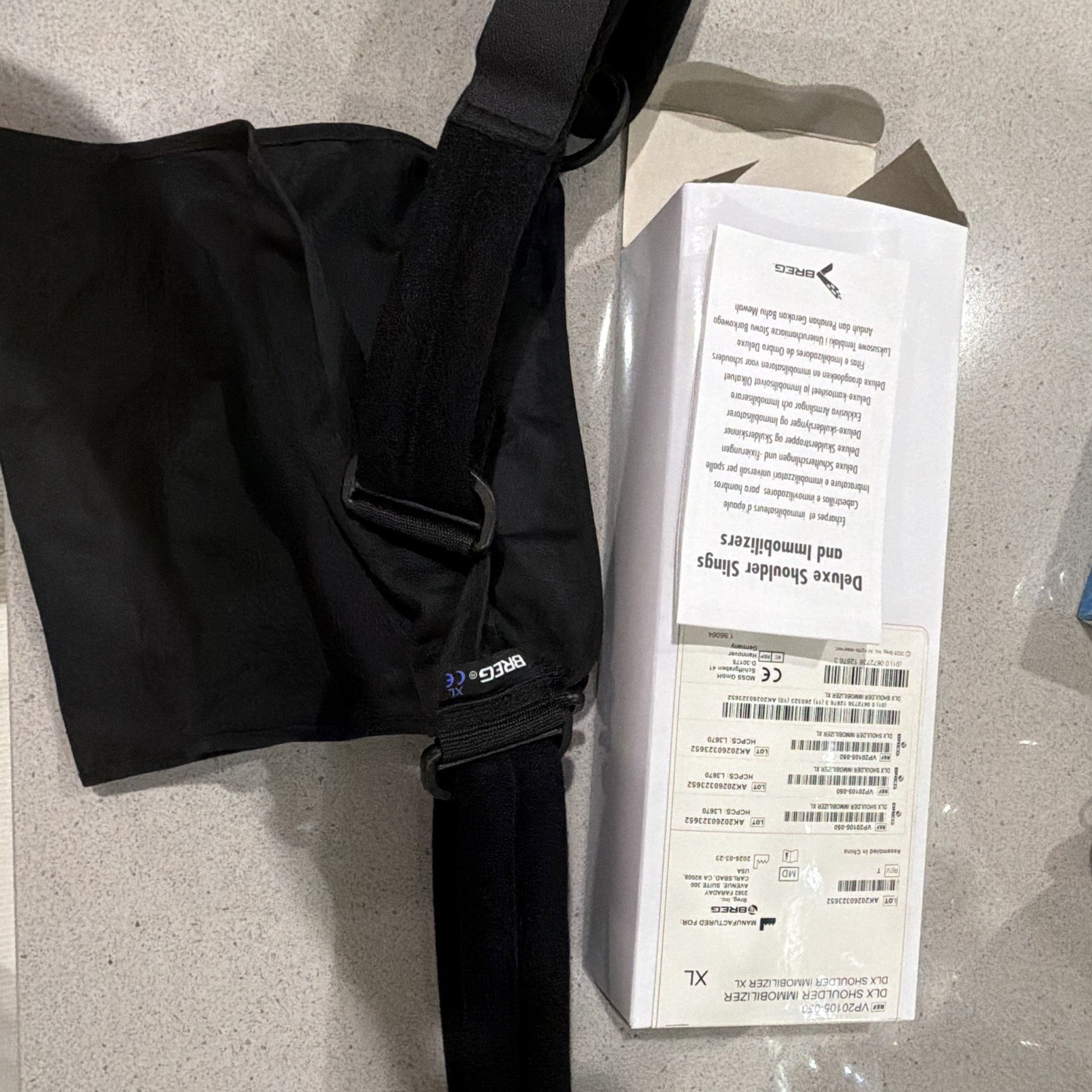 Breg Adjustable Shoulder/Arm Sling Immobilizer XL Black VP2010-03