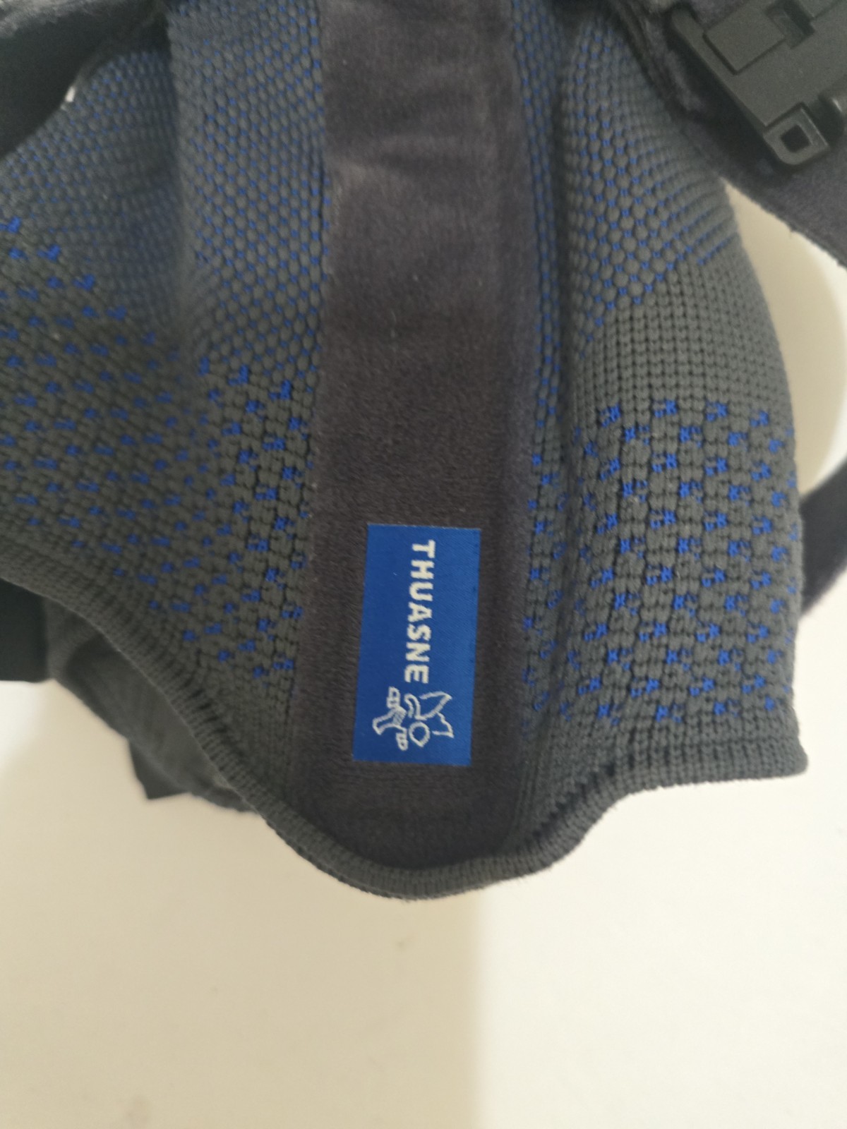 Thuasne “Action Reliever” Knee Brace Size 3 Left Medial/Right Lateral L/M Grey