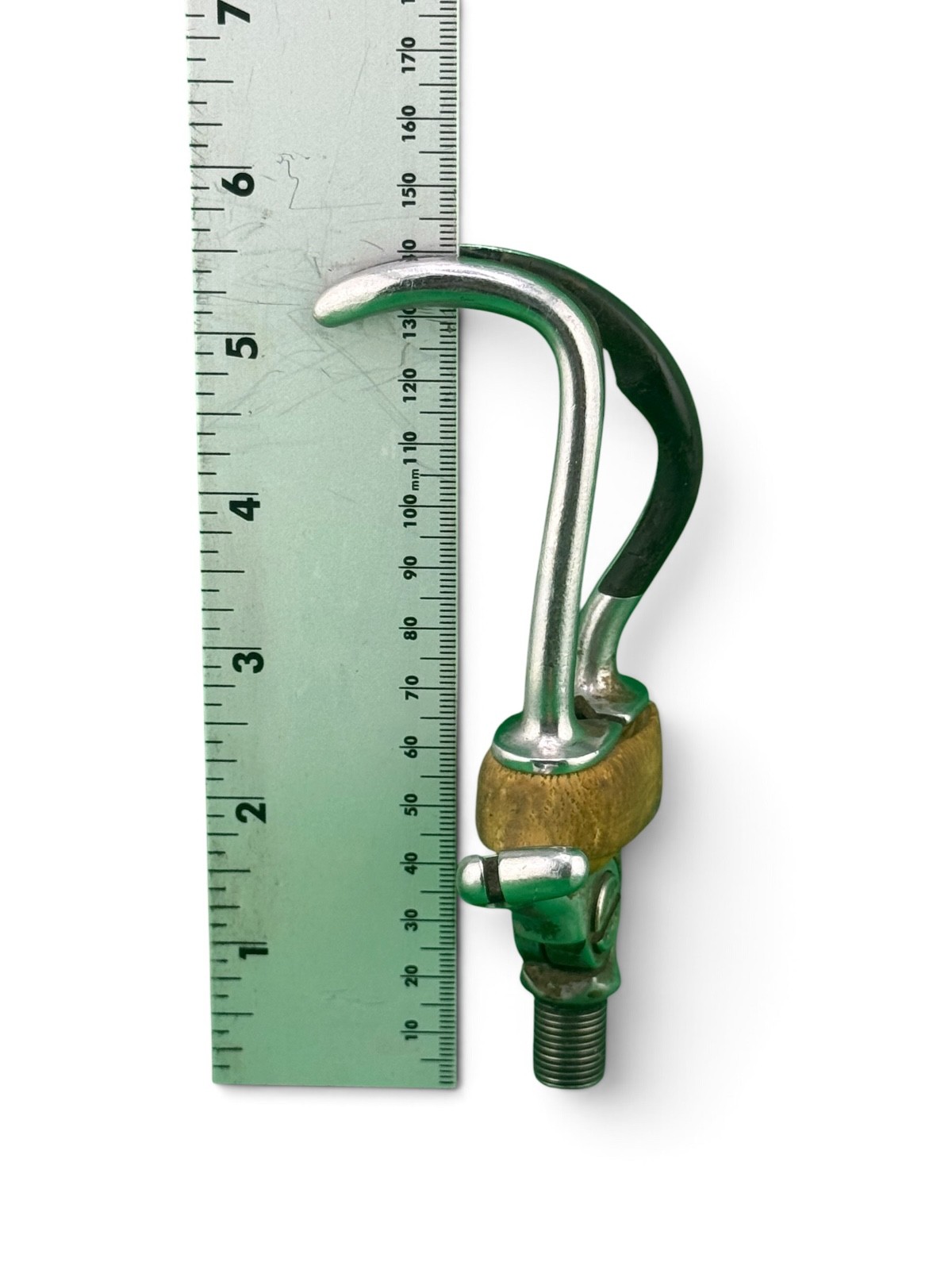 Hosmer fillauer 5xa canted prosthetic hook hand. Right terminal device.