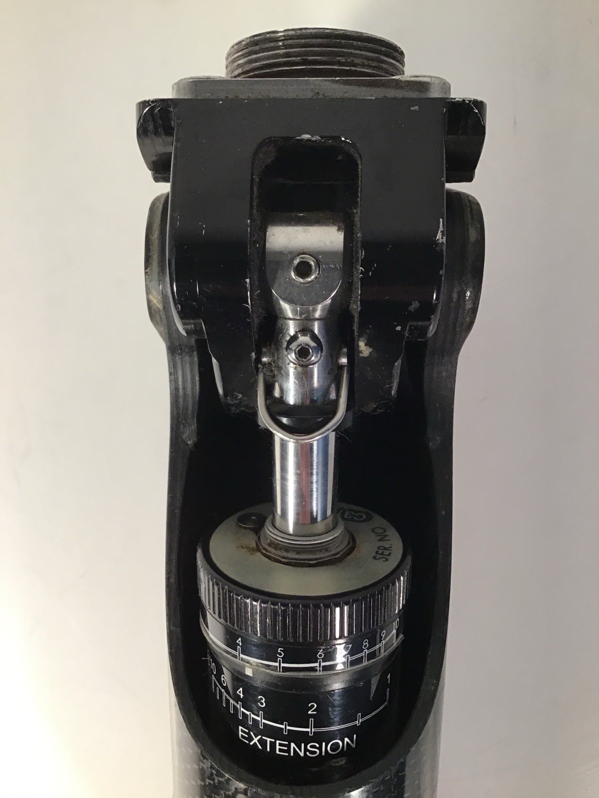 Prosthetic Knee Unit – Hydraulic Needs Repair- Parts Only – Sold As Is