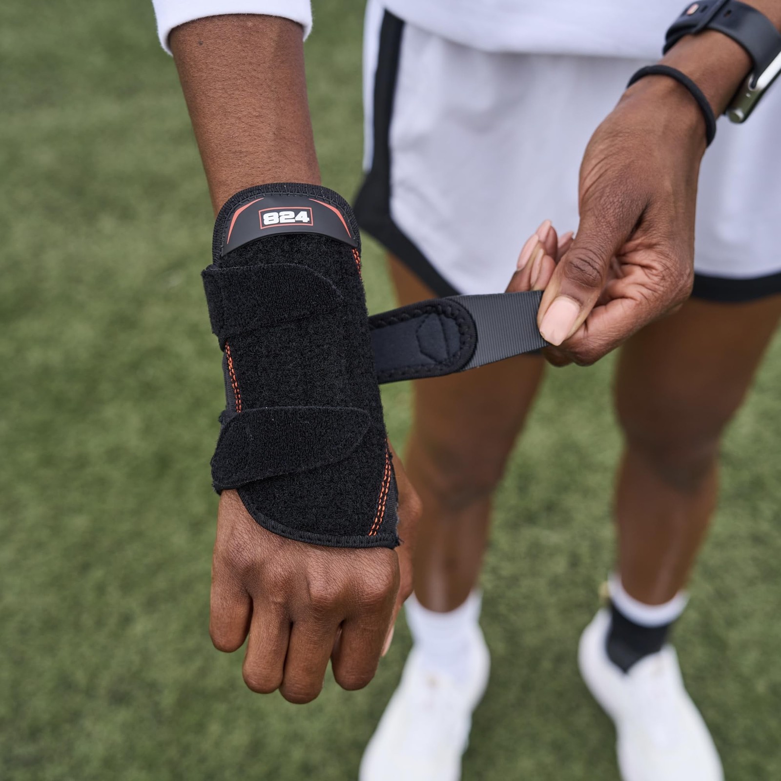 Shock Doctor Wrist 3-Strap Support Black Left: Large