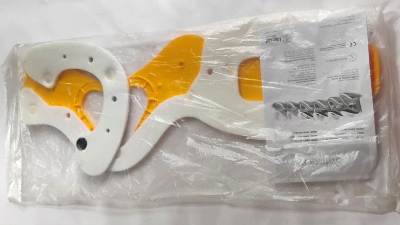 Laerdal Adjustable Pediatric Neck Support Brace Immobilizer Yellow (Regular)