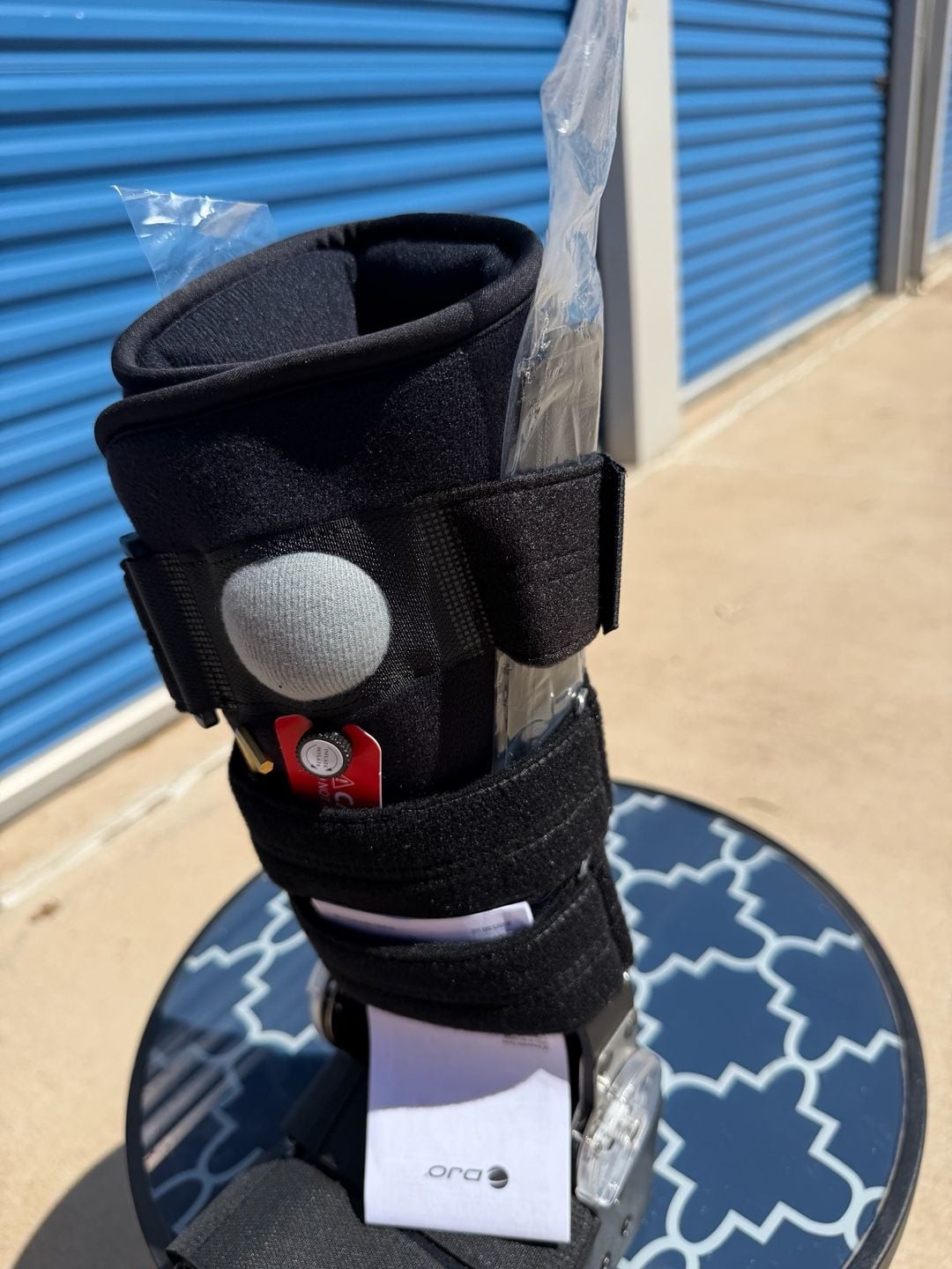 NEW DonJoy Maxtrax ROM Air Walker Boot, Size Medium