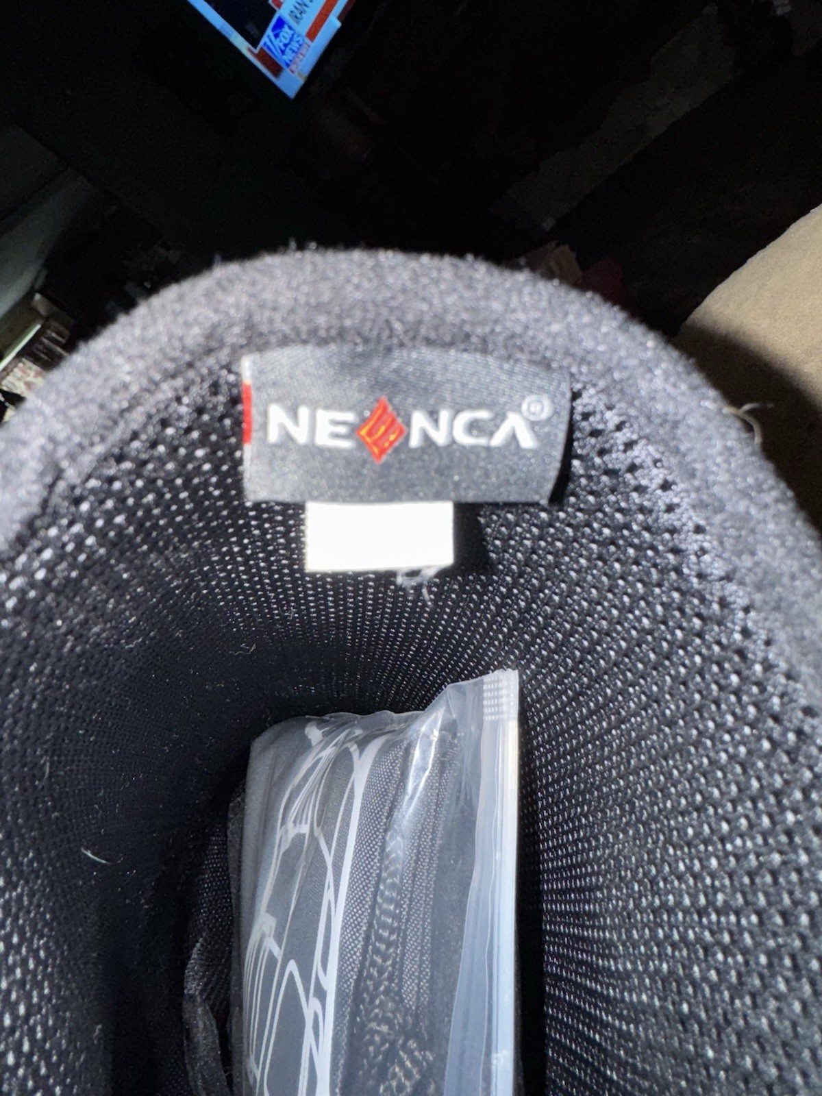 Nenca Air Cast, Walker Boot, Size Medium Extra Padding For Inside